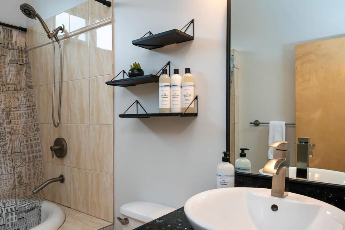 Nn - The Flame - Downtown 1-Bed 2-Bath Villa Whitehorse Eksteriør bilde