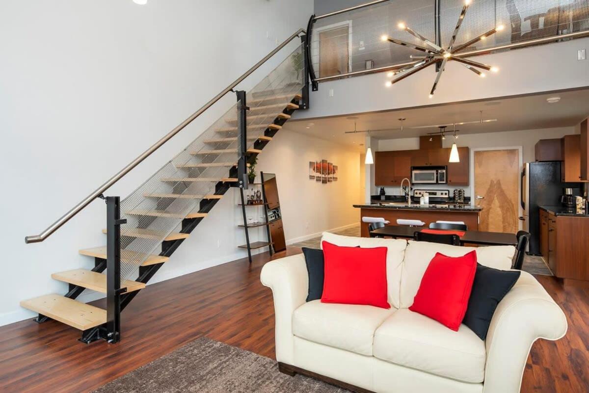 Nn - The Flame - Downtown 1-Bed 2-Bath Villa Whitehorse Eksteriør bilde