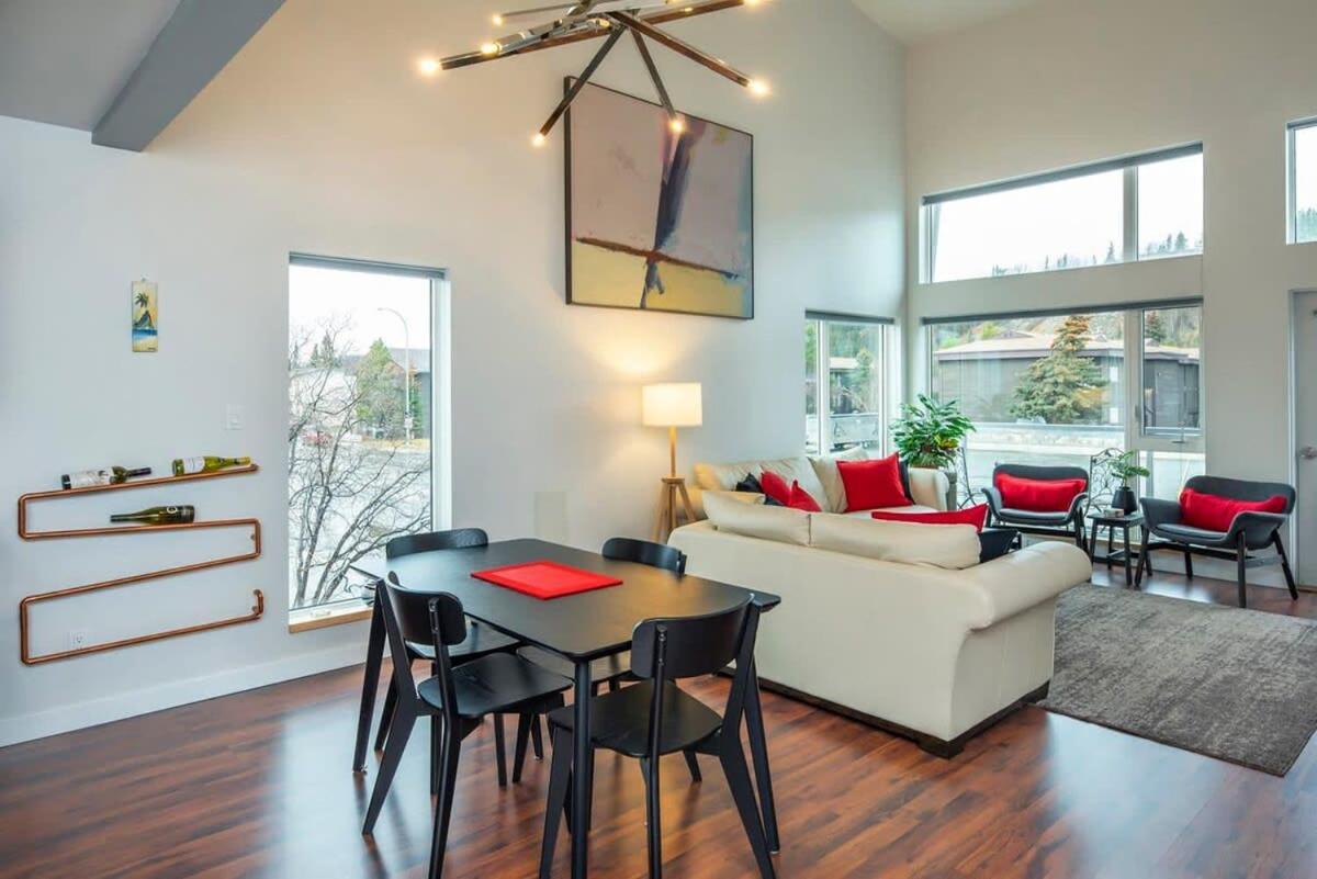 Nn - The Flame - Downtown 1-Bed 2-Bath Villa Whitehorse Eksteriør bilde
